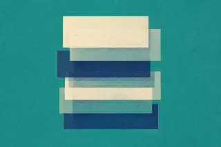 Des rectangles translucides empilés et décalés au centre sur fond bleu sarcelle dense, évoquant l’accumulation structurée des informations fiables et hiérarchisées, avec une texture granuleuse et des trames visibles rappelant l’impression risographique.